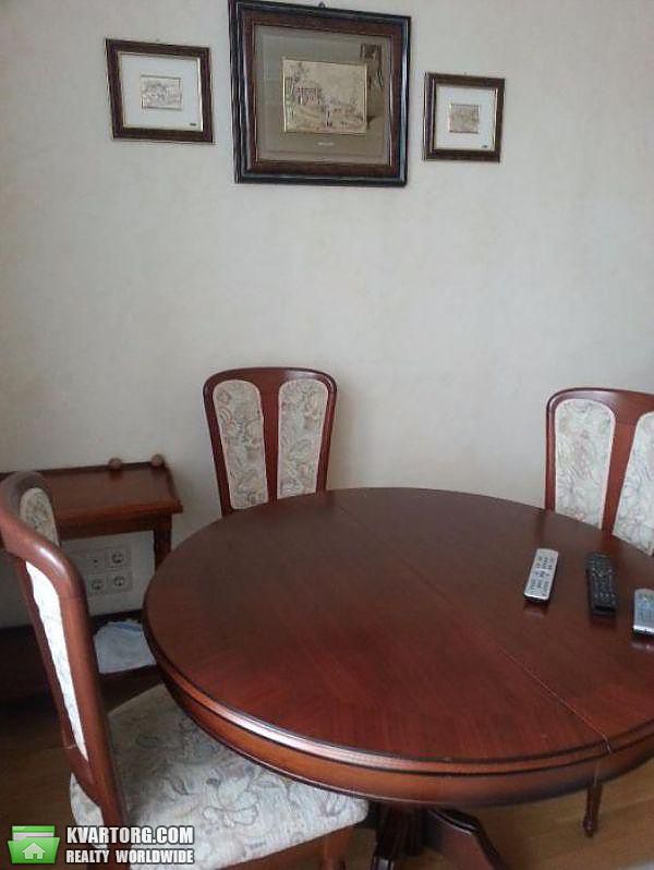 Rent out 2-room apartment. Киев,  Костельная — photo 9