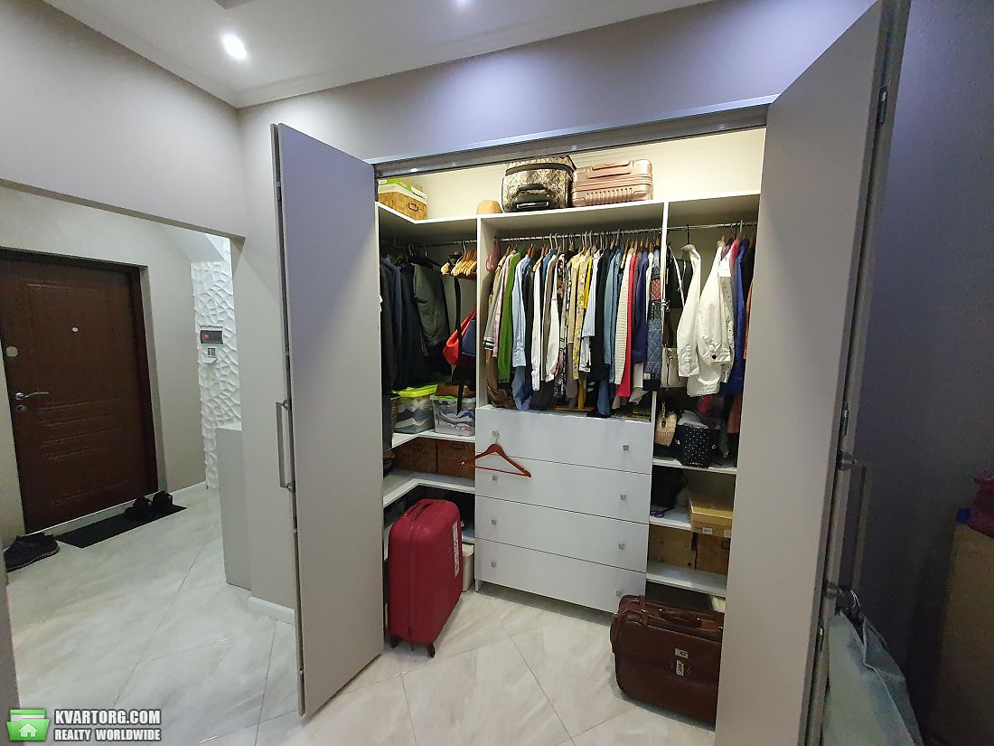 Sell 3-room apartment. Киев, Соляная — photo 6
