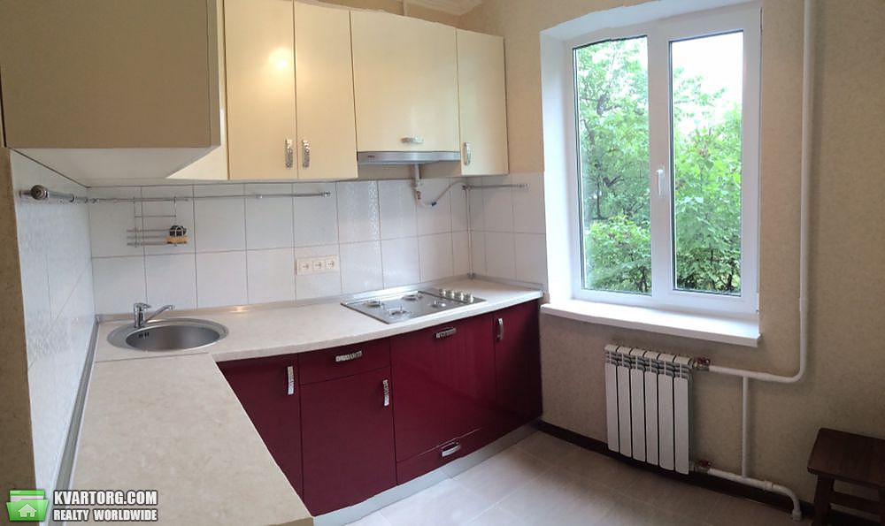 Sell 2-room apartment. Киев,  Приречная — photo 1
