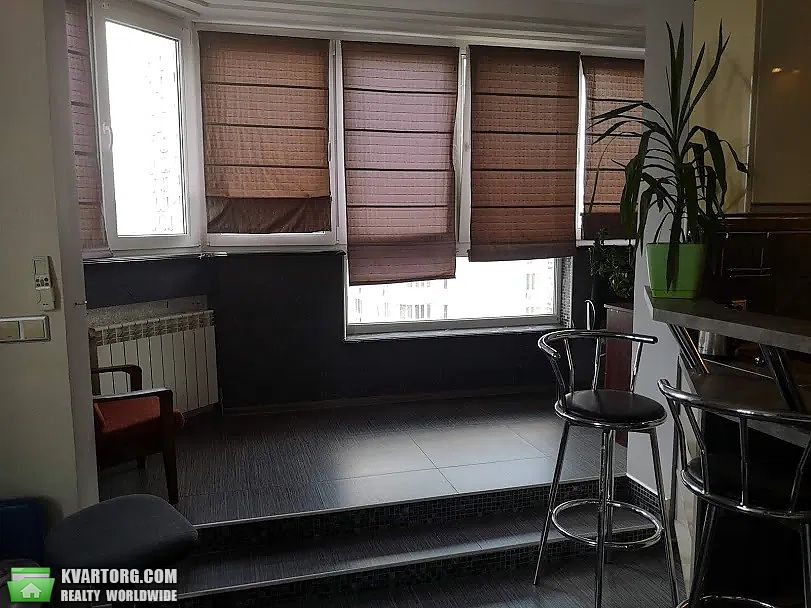 Sell 2-room apartment. Киев,  Пчелки — photo 1