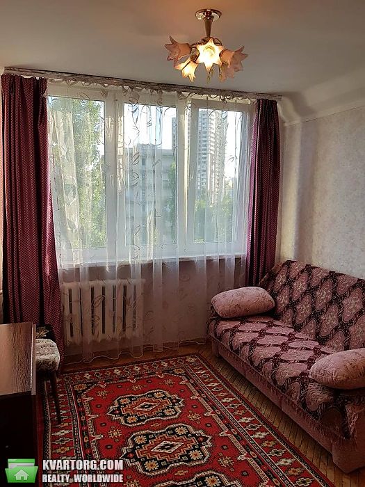 Rent out 2-room apartment. Киев, шоссе Харьковское — photo 5