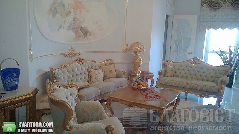 Sell 4-room apartment. Киев,  Большая Житомирская — photo 3