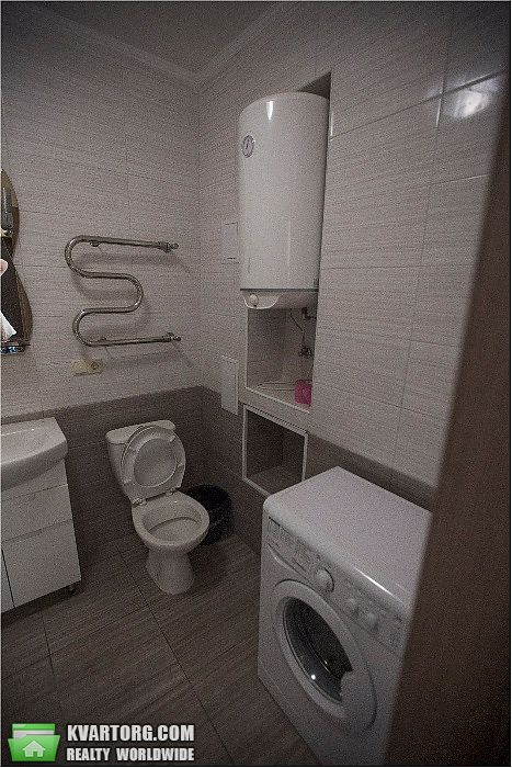 Rent out 1-room apartment. Киев, Донца — photo 4