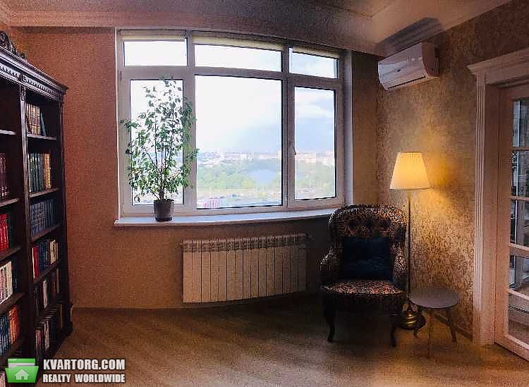Rent out 2-room apartment. Киев, Героев Сталинграда пр — photo 4