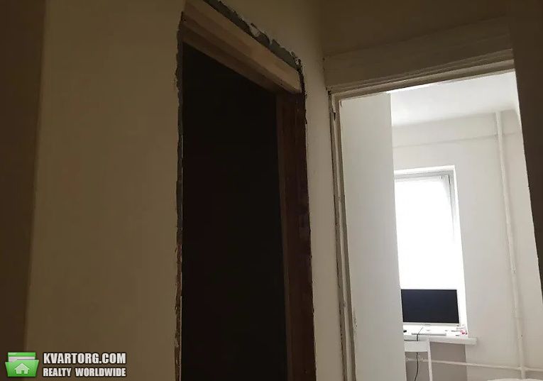 Sell 1-room apartment. Киев,  Метростроевская — photo 6
