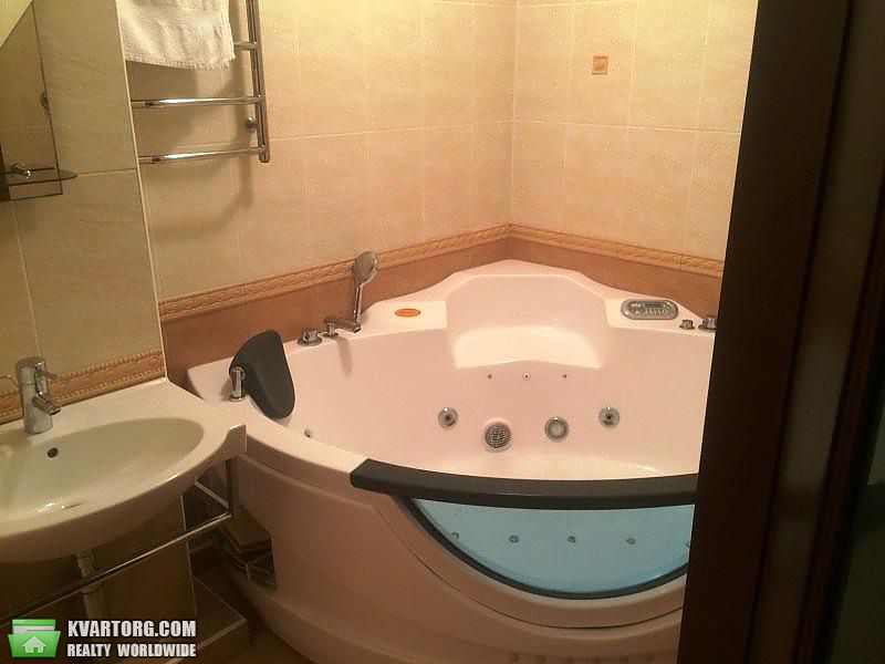 Rent out 3-room apartment. Киев,  Чаадаева — photo 9