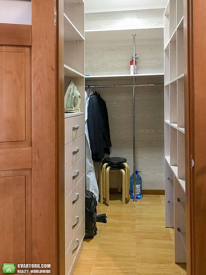 Rent out 3-room apartment. Киев,  Андрющенко — photo 7