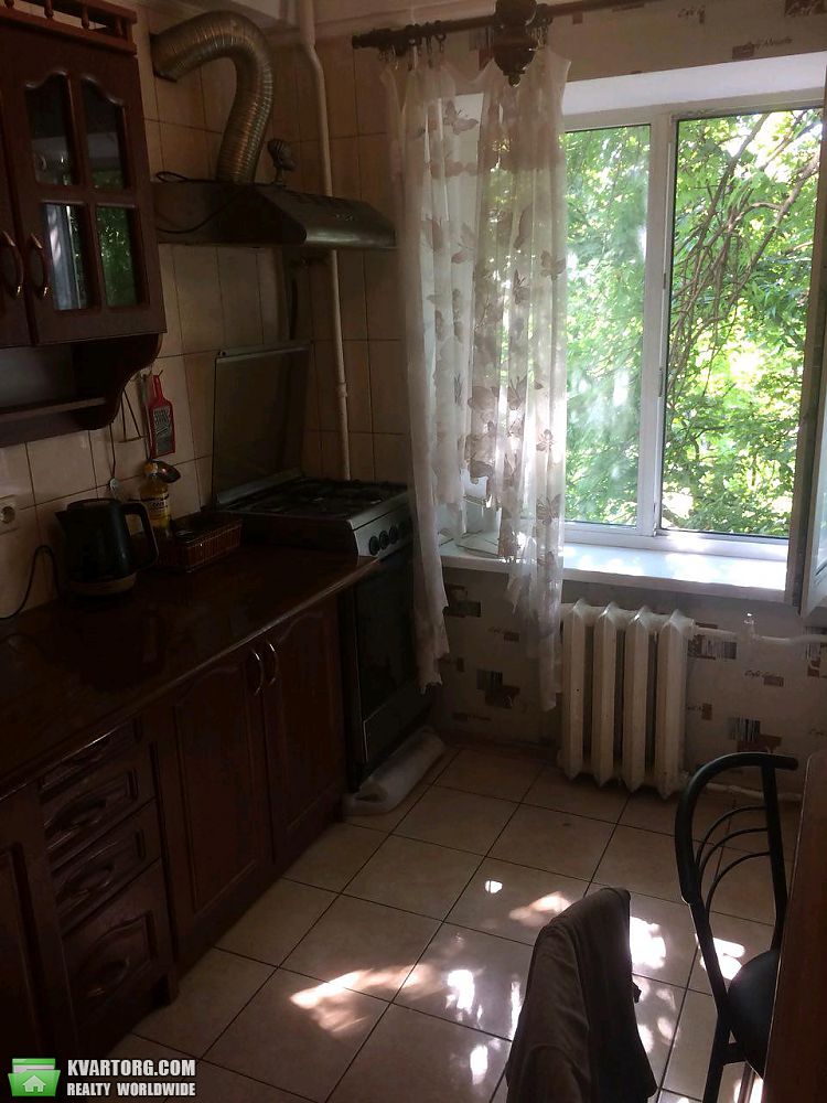 Rent out 2-room apartment. Киев, Бульвар Верховного Совета — photo 1