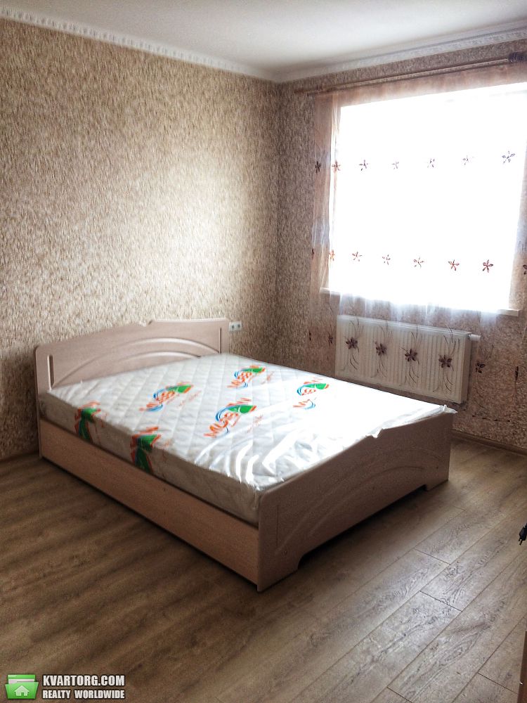 Rent out 2-room apartment. Киев,  Теремковская — photo 3