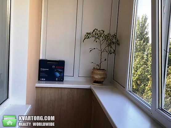 Sell 2-room apartment. Киев,  Тополевая — photo 3