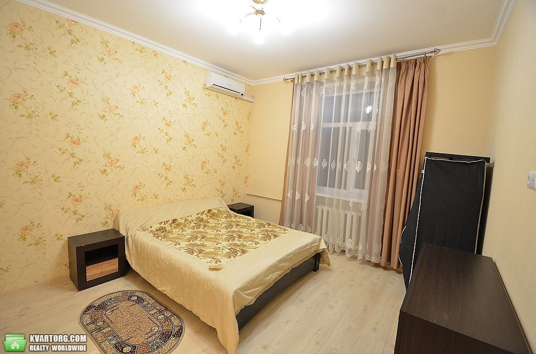 Rent out 2-room apartment. Николаев, Спасская — photo 2