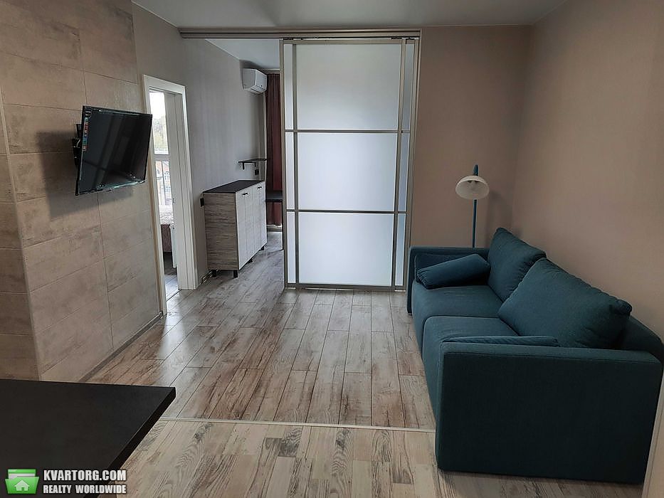 Sell 2-room apartment. Киев, пр. Лобановского — photo 1