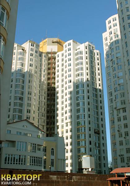 Sell 2-room apartment. Одесса, Французский бул. — photo 2