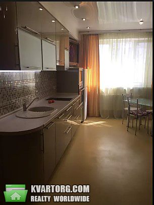 Rent out 2-room apartment. Киев,  Мельникова — photo 1