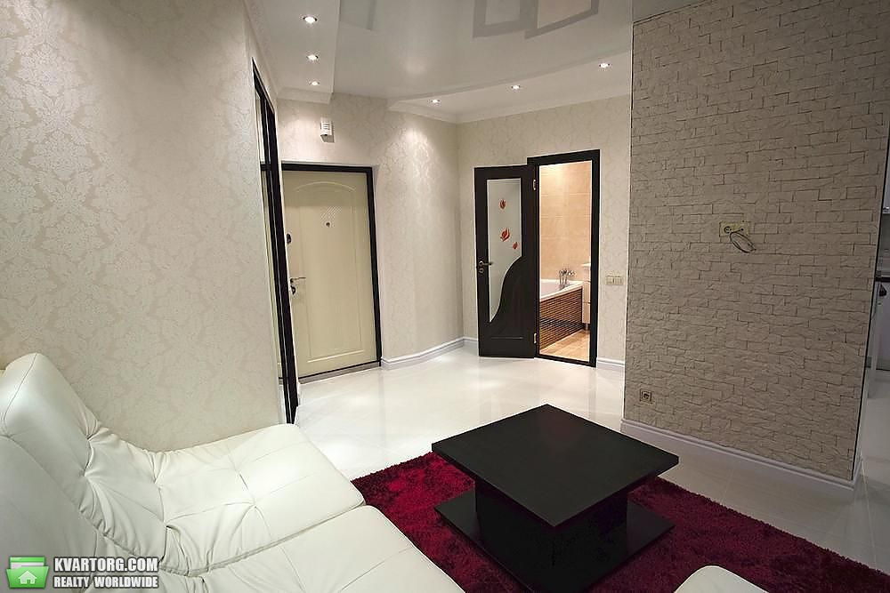Sell 2-room apartment. Киев,  Пчелки — photo 9