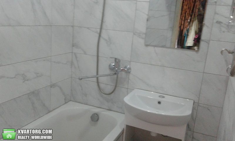 Sell 3-room apartment. Киев,  Дубровицкая — photo 2