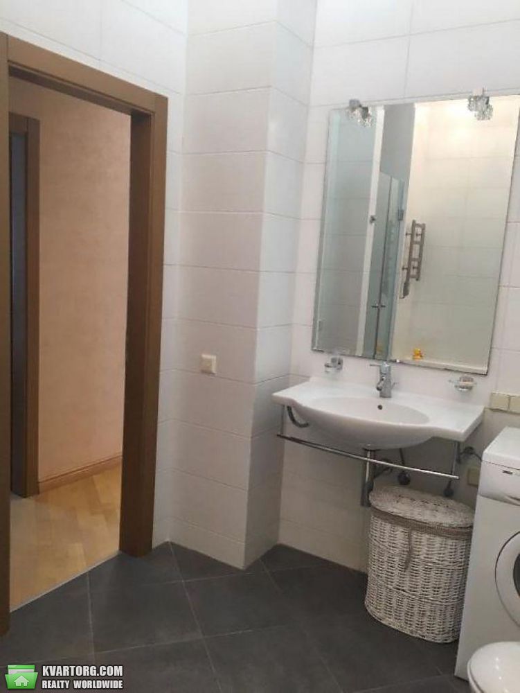 Rent out 2-room apartment. Киев,  Цитадельная — photo 8