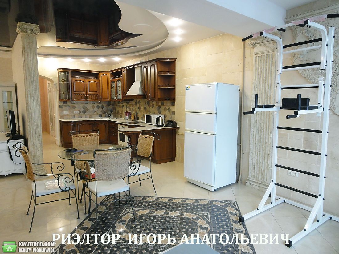 Rent out 2-room apartment. Одесса, Фонтанская дорога — photo 1