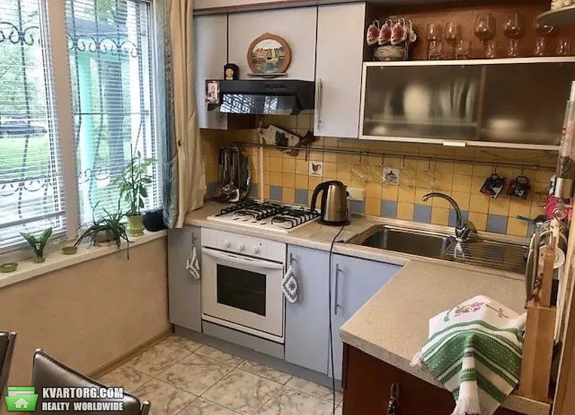Sell 3-room apartment. Киев,  Березняковская — photo 1