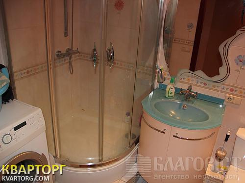 Sell 3-room apartment. Киев,  Срибнокильская — photo 10