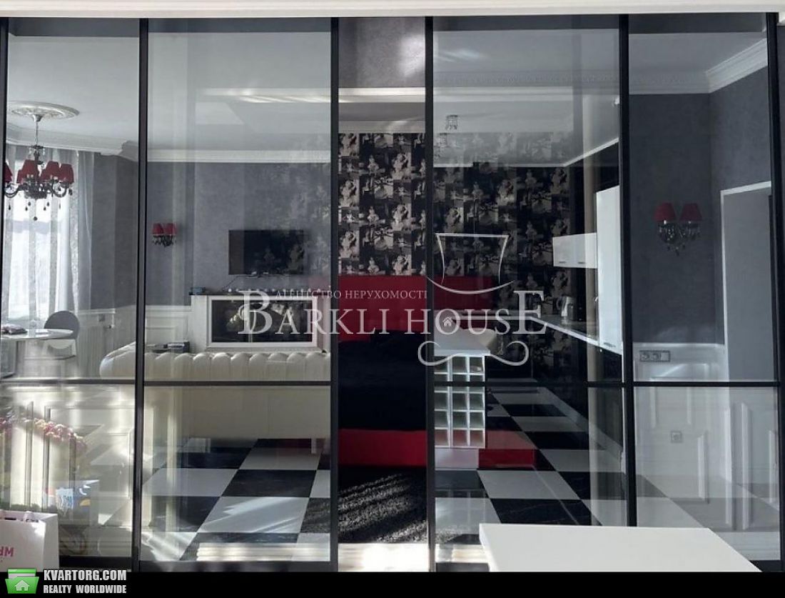Rent out 2-room apartment. Киев, Коновальца — photo 3