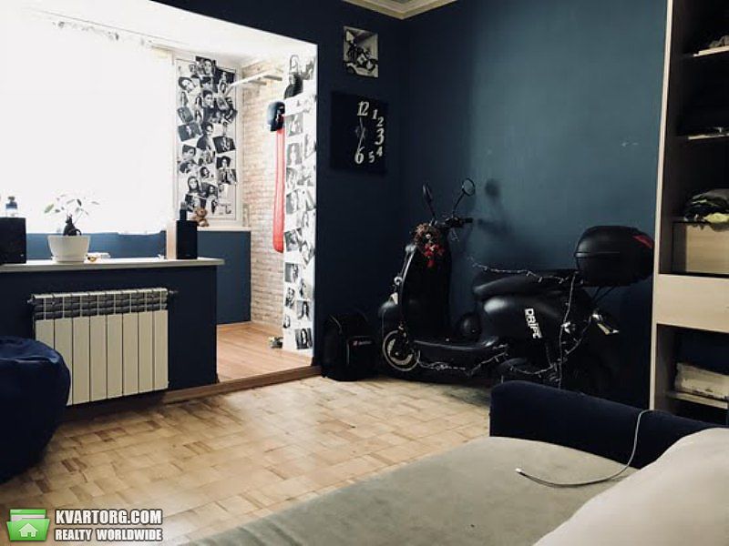Sell 4-room apartment. Киев,  Ирпенская — photo 2