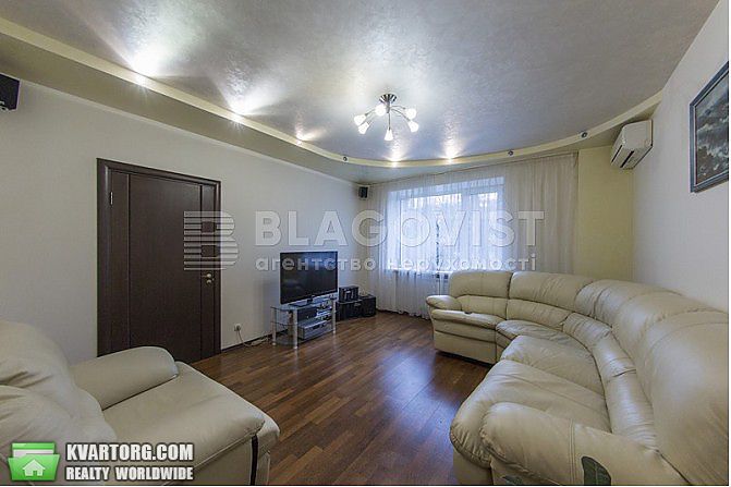 Sell 3-room apartment. Киев,  Юрия Коцюбинского — photo 1