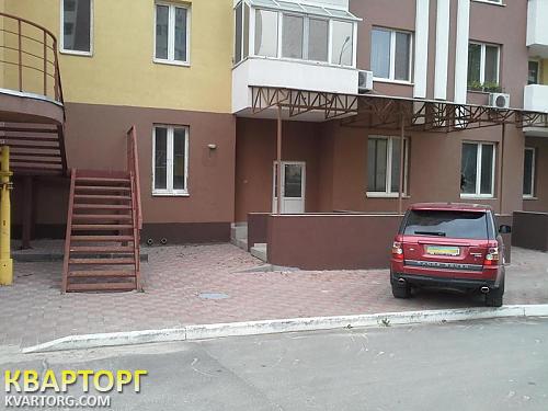 Rent out shop. Киев, Левитана — photo 1