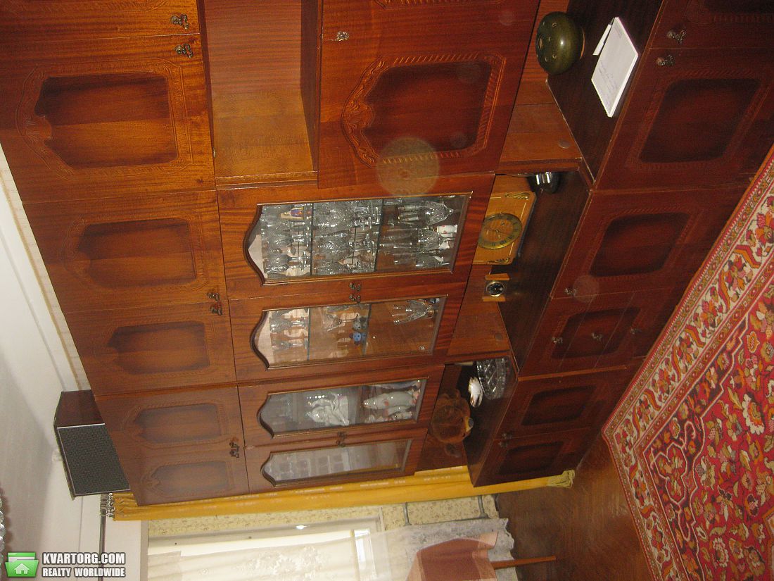 Rent out 2-room apartment. Киев,  Энтузиастов — photo 5