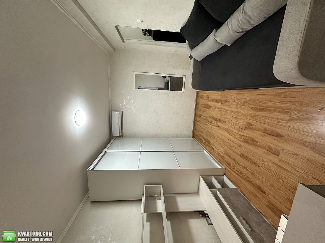 Rent out 1-room apartment. Киев,  Лайоша Гавро — photo 6