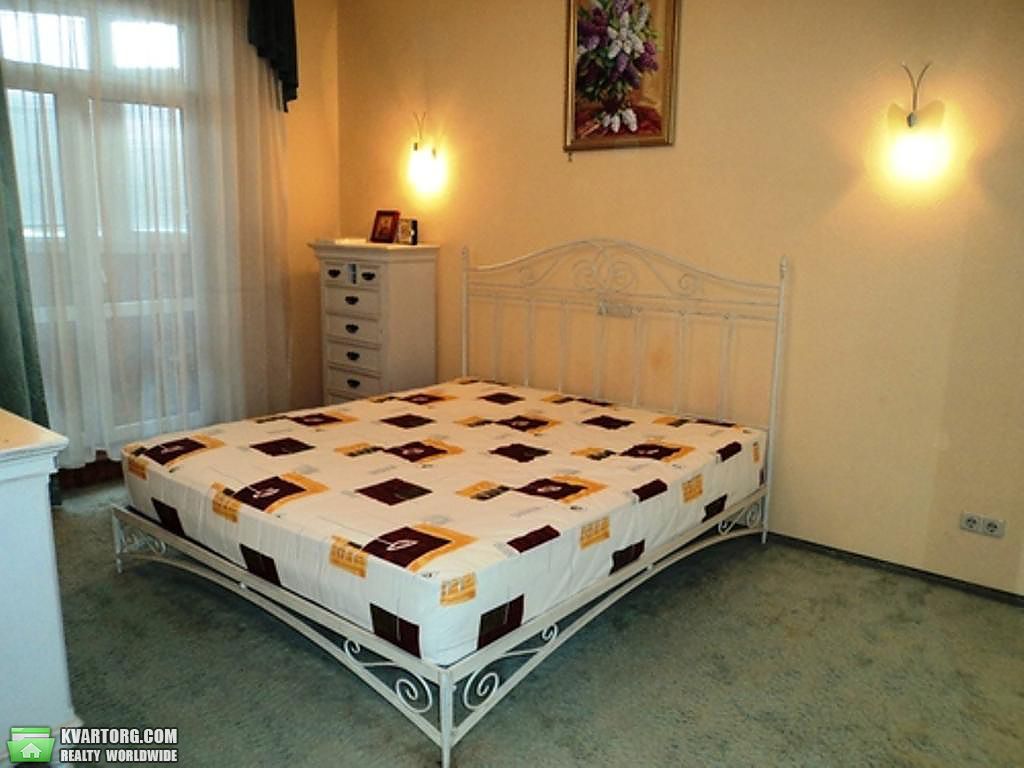 Rent out 4-room apartment. Киев,  Ковпака — photo 6