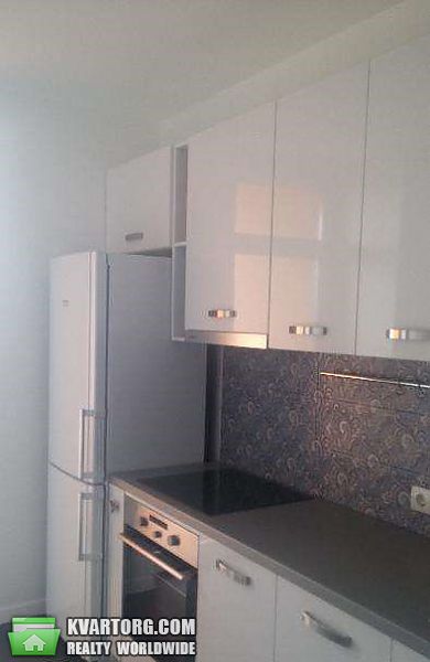 Rent out 1-room apartment. Киев, Богатырская — photo 1