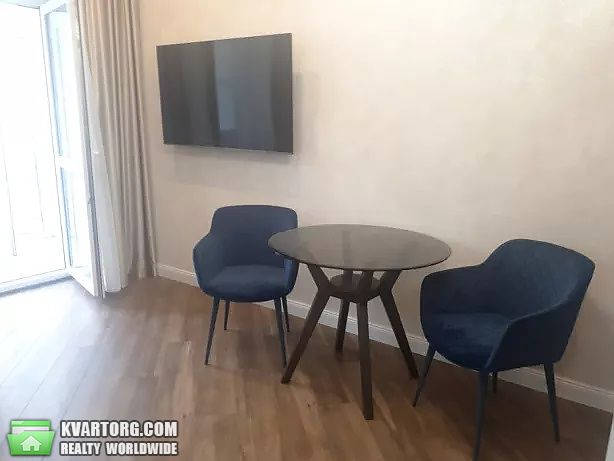Rent out 2-room apartment. Киев,  Филатова — photo 2