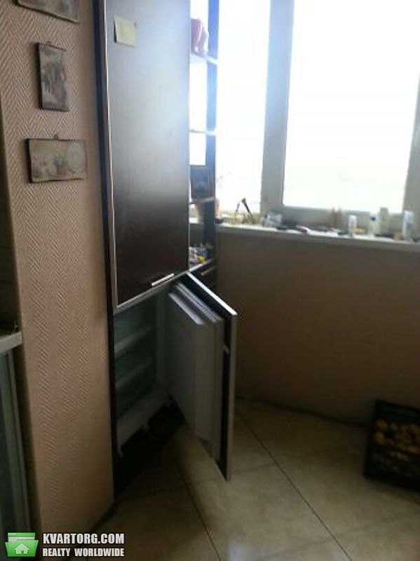 Sell 4-room apartment. Киев,  Милославская — photo 3