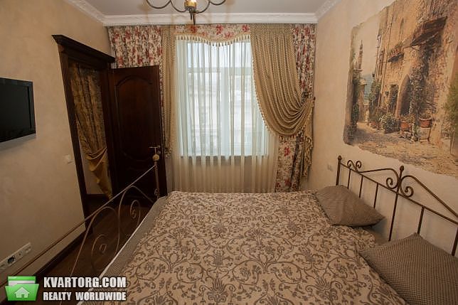 Rent out 2-room apartment. Киев,  Грушевского — photo 5