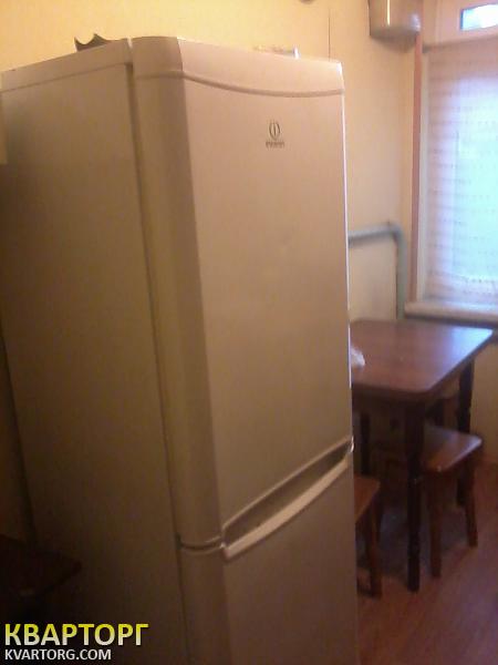 Rent out house. Киев,  Бурмистенко — photo 1
