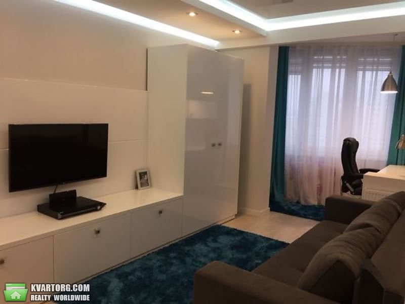 Sell 4-room apartment. Киев,  Драгоманова — photo 3