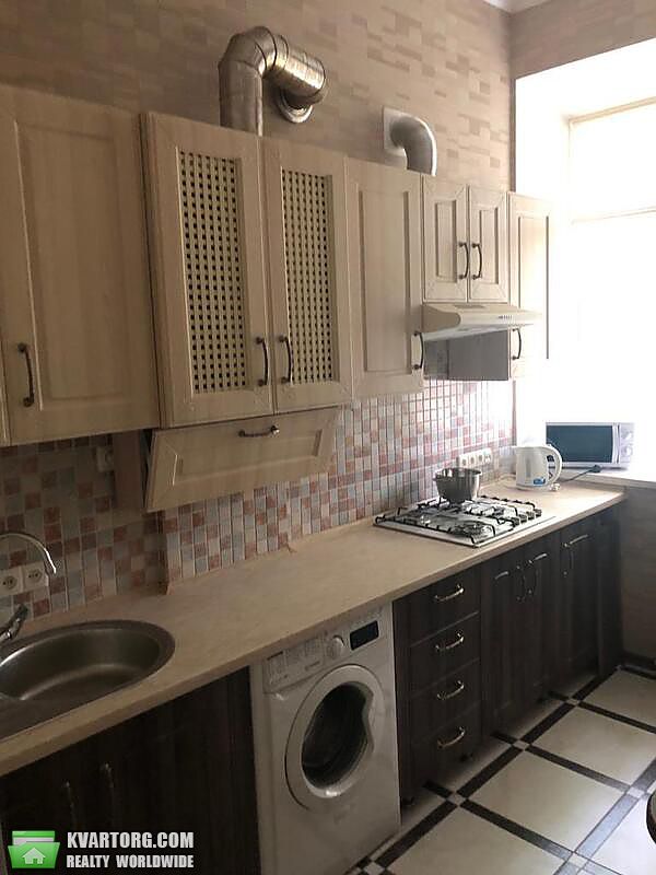 Sell 4-room apartment. Одесса, Французский бульвар — photo 1