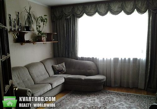 Sell 4-room apartment. Киев, Тростянецкая — photo 1