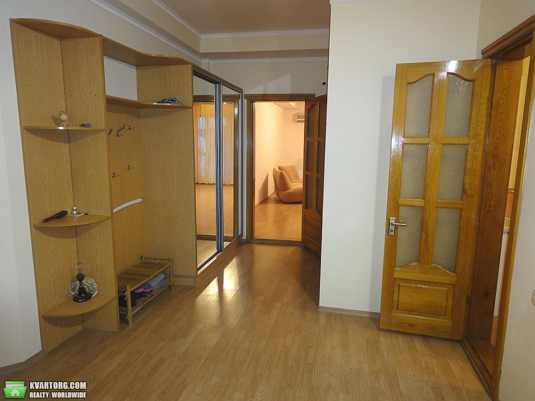 Rent out 2-room apartment. Одесса, Люстдорфская дорога — photo 9
