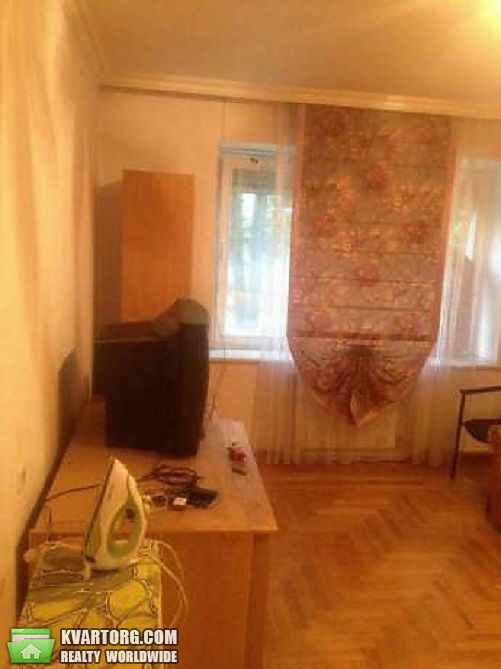 Sell 2-room apartment. Киев,  Довнар-Запольского — photo 2