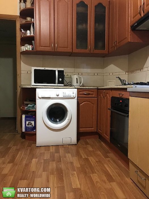 Sell 3-room apartment. Киев,  Ярославская — photo 1