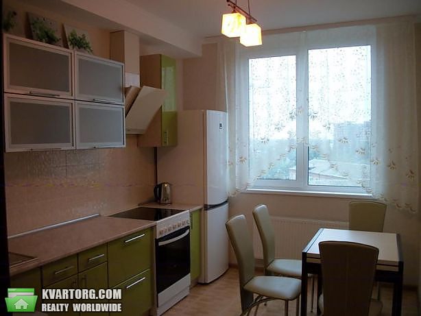 Rent out 1-room apartment. Киев,  Ломоносова — photo 1
