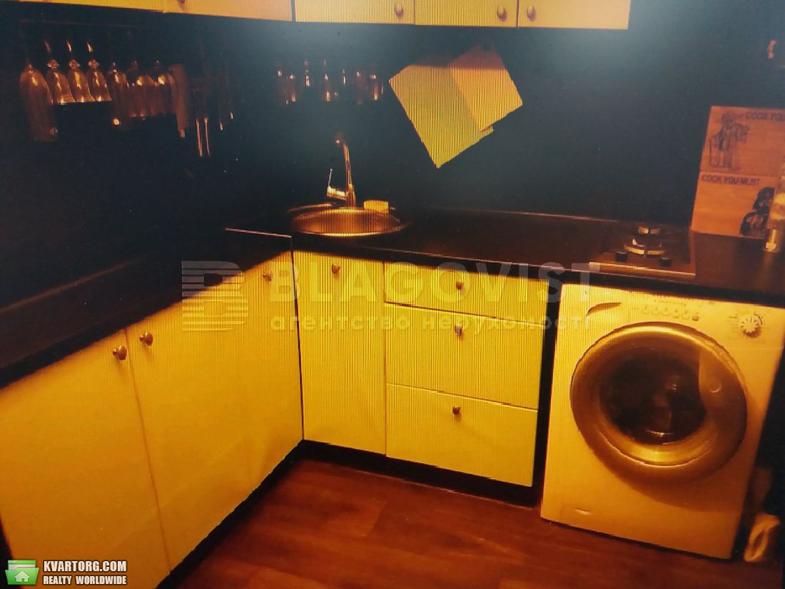 Sell 2-room apartment. Киев,  Соломенская пл — photo 5