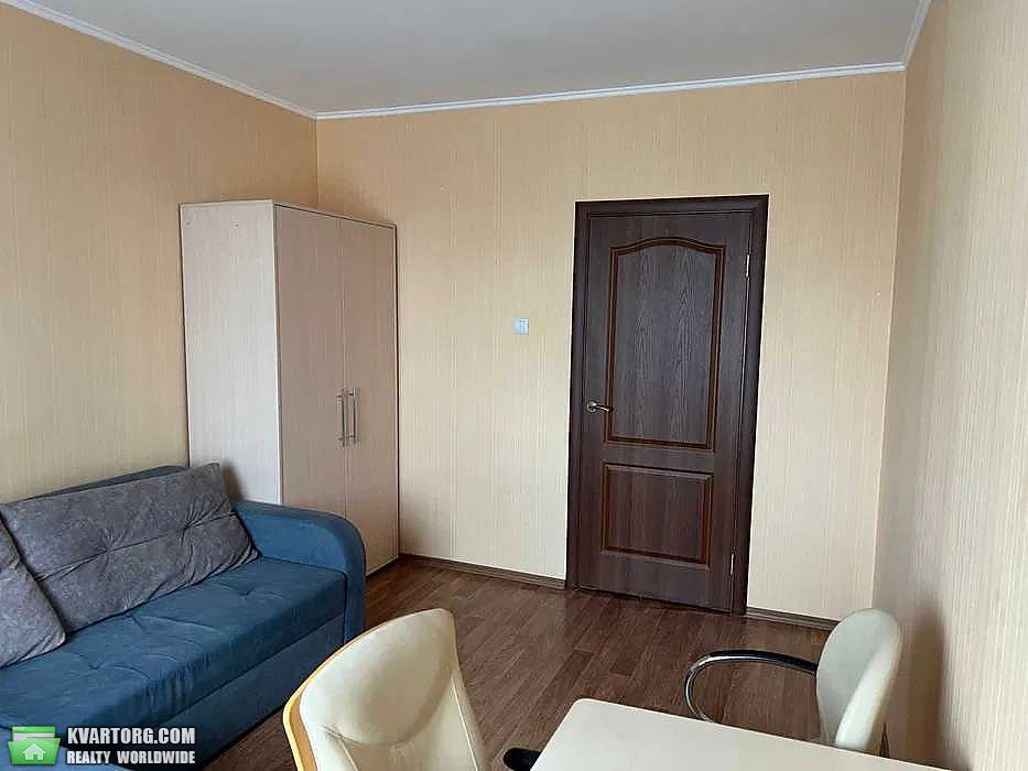 Sell 3-room apartment. Киев, Харьковское шоссе — photo 4