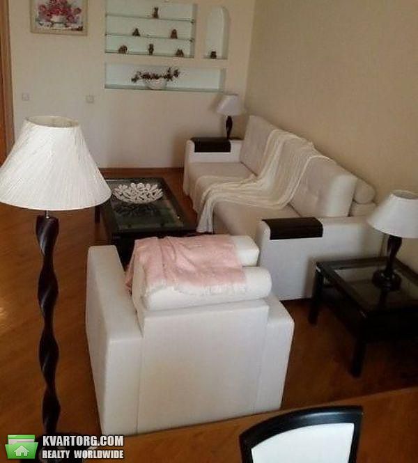 Rent out 2-room apartment. Киев,  Сечевых Стрельцов — photo 1