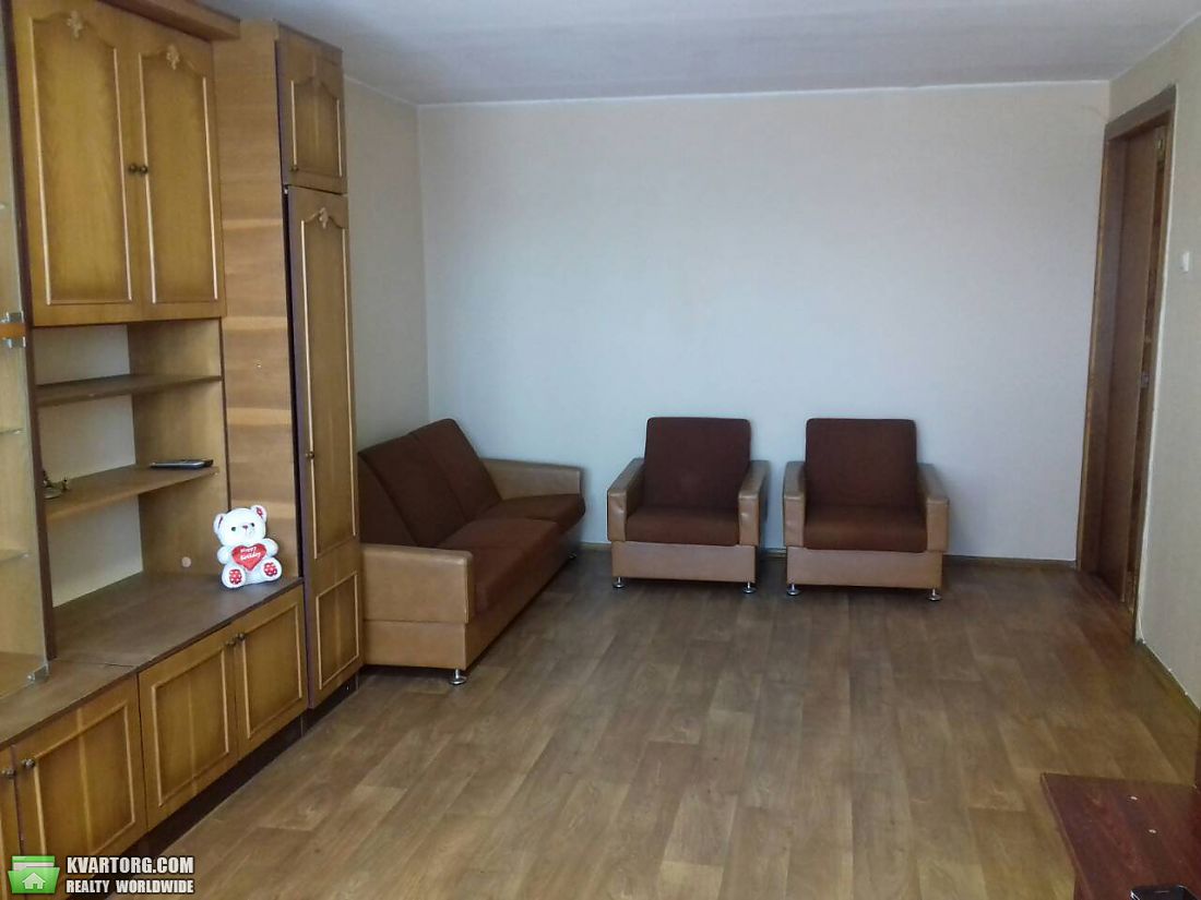 Rent out 2-room apartment. Киев,  Пожарского — photo 4