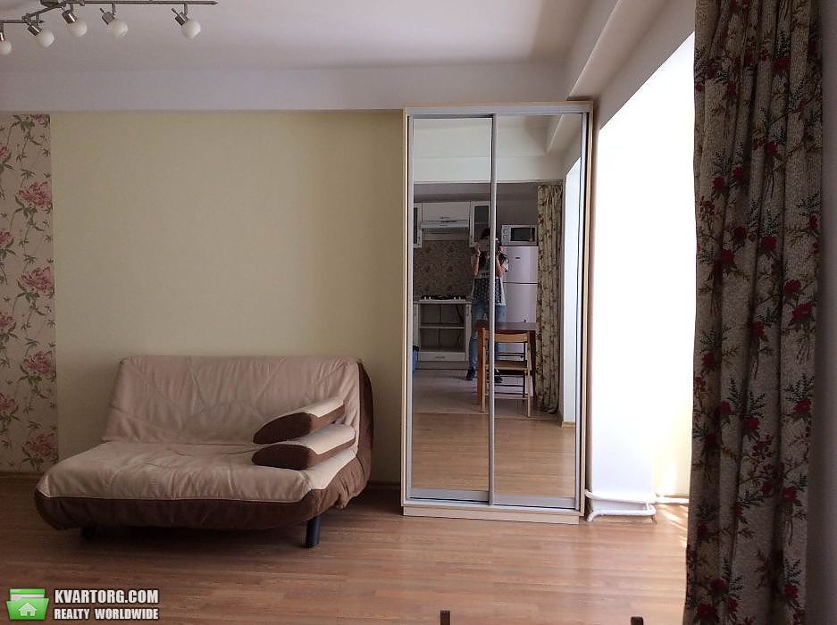 Sell 1-room apartment. Киев,  Никольско-Слободская — photo 1