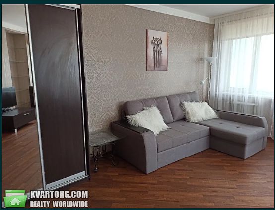 Rent out 2-room apartment. Киев, Ул. Гришка 9 — photo 4