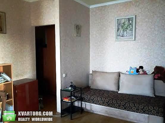 Sell 2-room apartment. Киев,  Искровская — photo 1